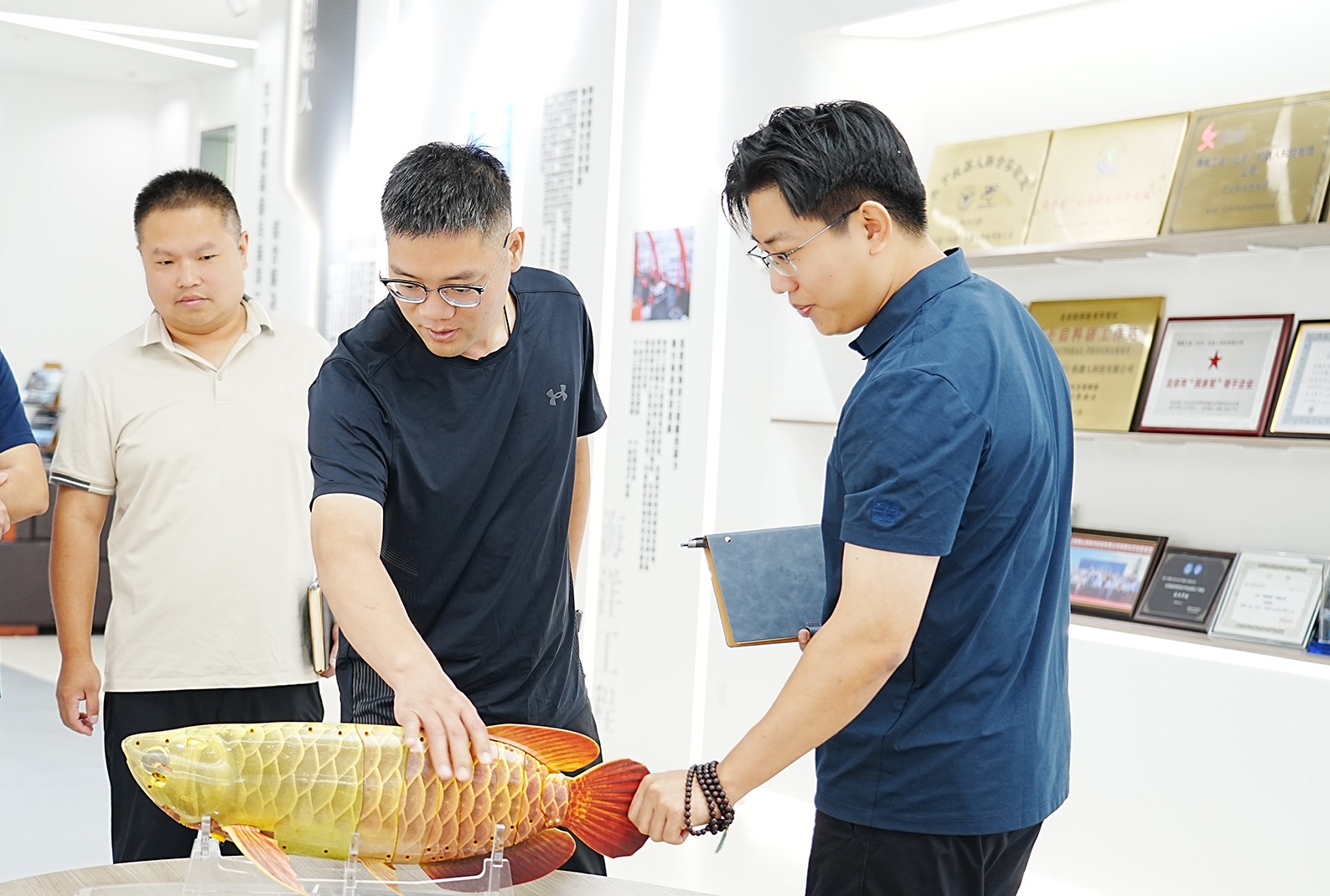 中国地质调查局廊坊中心到访博雅工道,为地下水监测寻找“水下新视角”